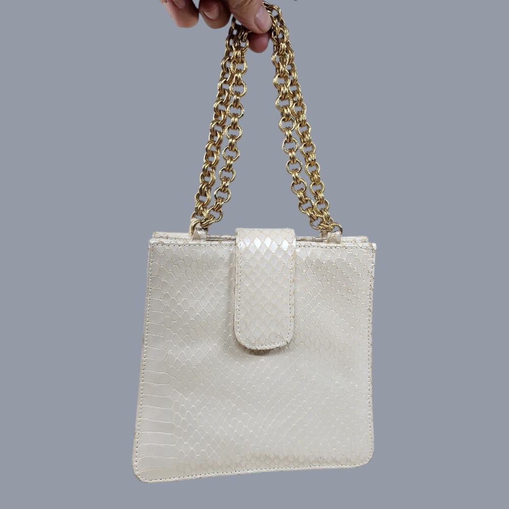 Vtg Susan Gail White Faux Snakeskin Handbag Gold Chain Structured Purse Handbag
